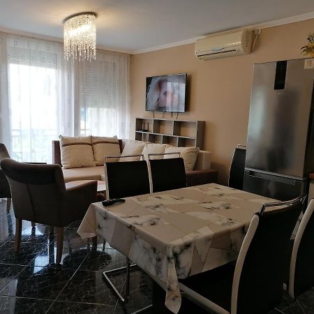 Bettina47 Apartman Hajdúszoboszló Екстериор снимка