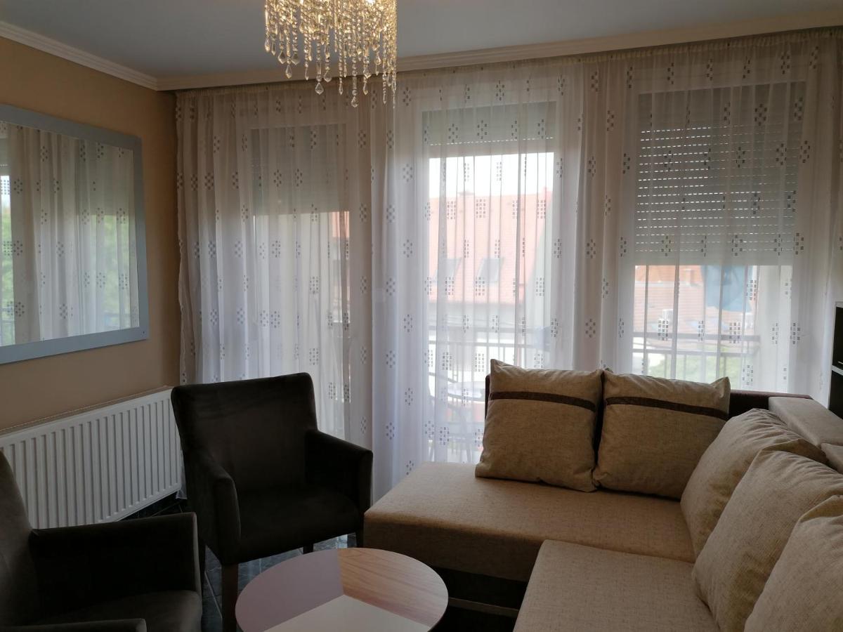 Bettina47 Apartman Hajdúszoboszló Екстериор снимка
