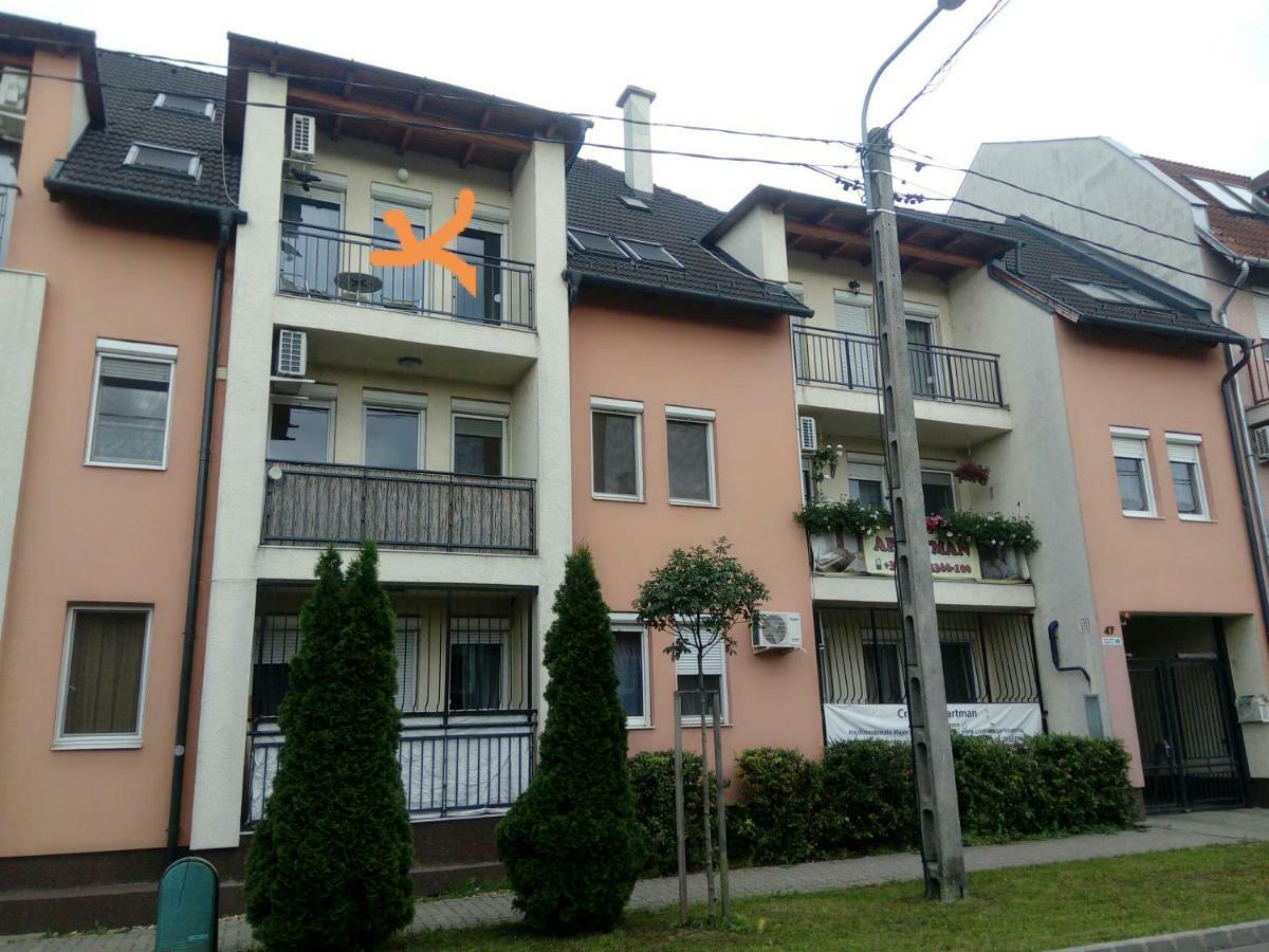 Bettina47 Apartman Hajdúszoboszló Екстериор снимка